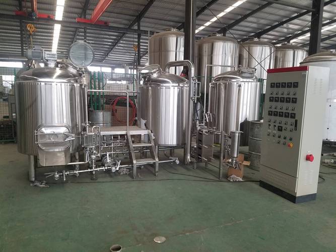 突泉全套啤酒设备一套多少钱？开精酿厂到底得配齐哪些？